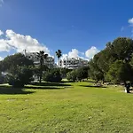 Don Leo Charming 3 Bedroom In Close To The Sea *