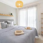 Don Leo Charming 3 Bedroom In Close To The Sea Apartment