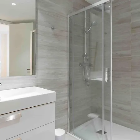 Don Leo Charming 3 Bedroom In Close To The Sea 公寓
