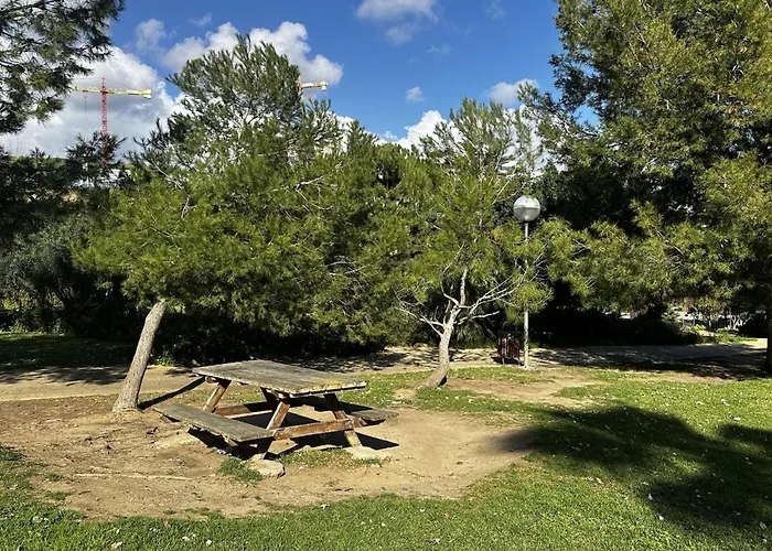 Don Leo Charming 3 Bedroom In Close To The Sea *