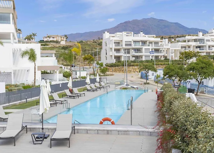 Don Leo Charming 3 Bedroom In Close To The Sea Apartment