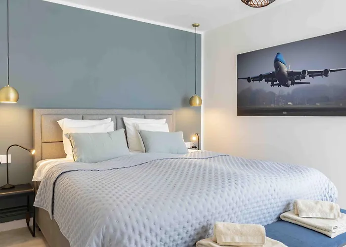 Don Leo Charming 3 Bedroom In Close To The Sea Apartment